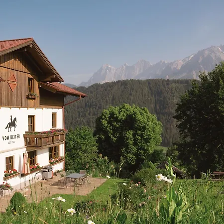 Vom Reiter, Am Bauernhof Mit Bergblick Und Privater Infrarotkabine, Inkl Sommercard Und Spielplatz アパート
