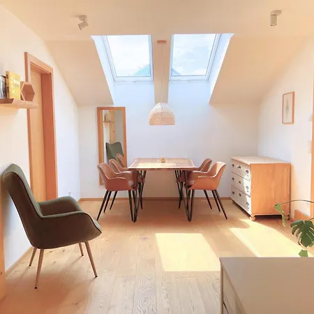 アパート Vom Reiter, Am Bauernhof Mit Bergblick Und Privater Infrarotkabine, Inkl Sommercard Und Spielplatz シュラートミンク